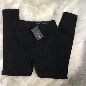Black hi‎ waist skinny jeans nwt shorter length